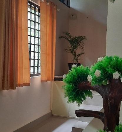 Nest Mdy Apartment Mananthavady Luaran gambar