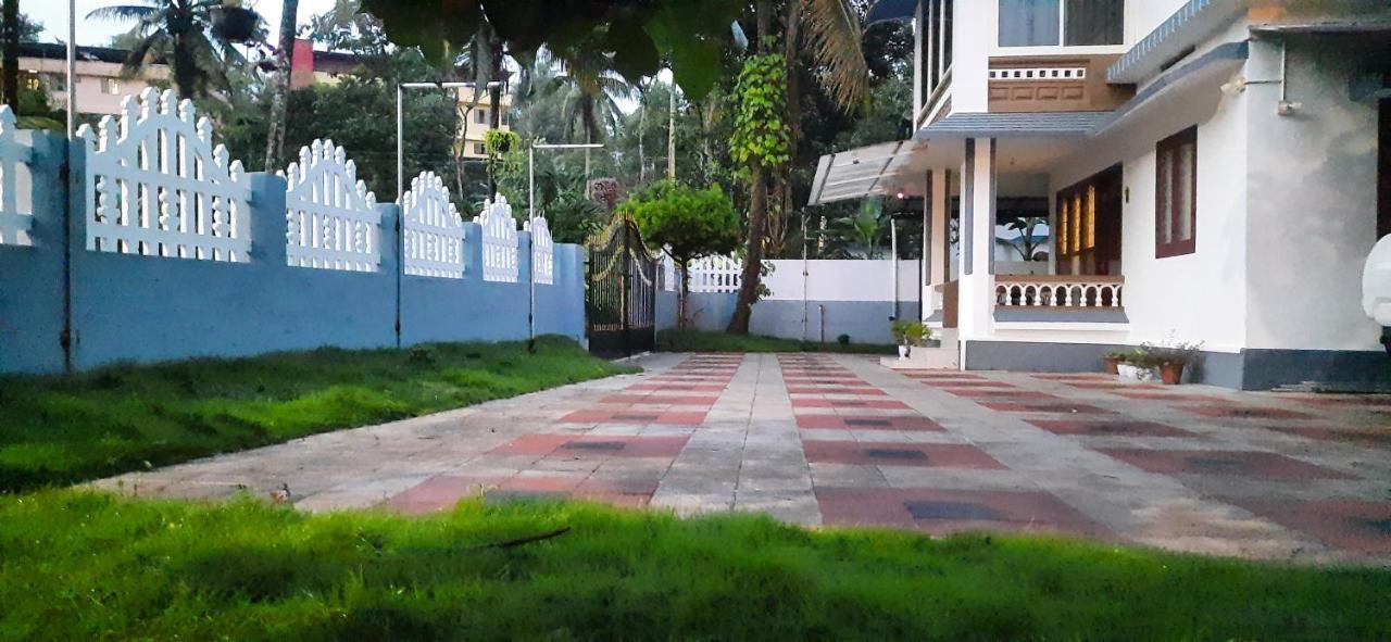Nest Mdy Apartment Mananthavady Luaran gambar