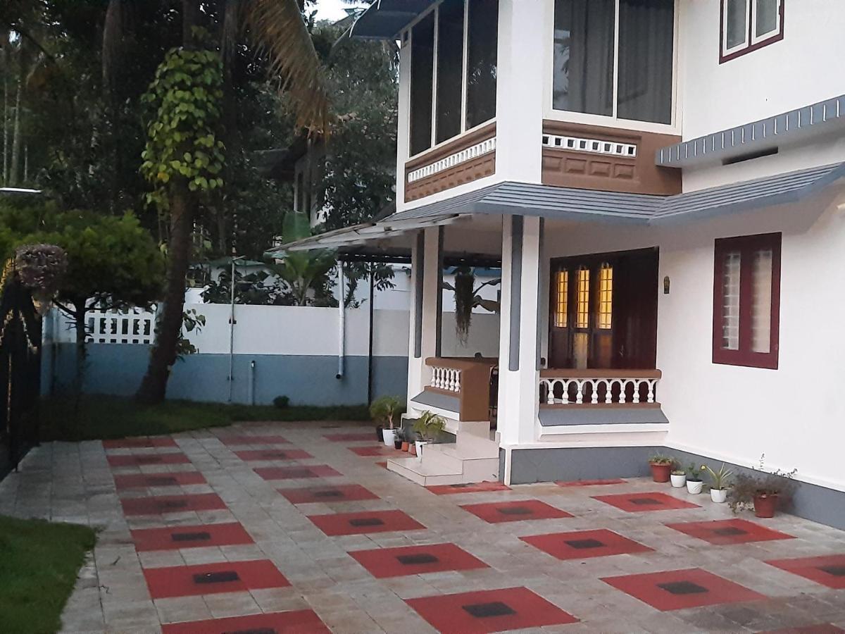 Nest Mdy Apartment Mananthavady Luaran gambar